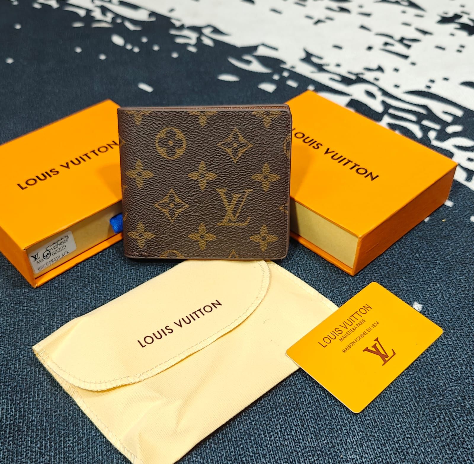 Louis Vuitton Marco Wallet LVMW4-2025